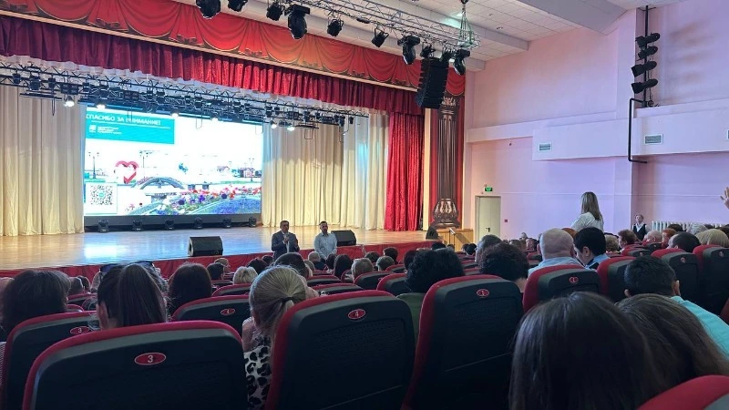 Валерий Лимаренко пообещал помочь с отпуском для военного из Невельска