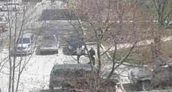 Сахалинец разбежался и пнул пожилого мужчину в центре Южно-Сахалинска