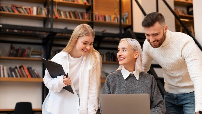 Программа сахалинского центра «Острова» помогла студентам московских колледжей определить свой путь