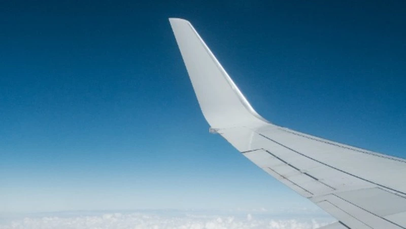 Сахалинцам предложили льготные авиабилеты в Санкт-Петербург и Владивосток