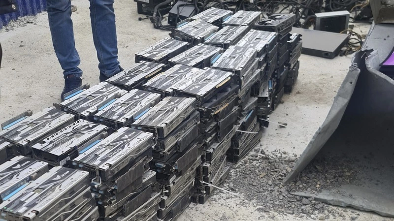 «Майнил крипту»: сахалинец ответит в суде за ущерб энергетикам на 22 млн рублей