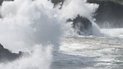 Опасное волнение моря прогнозируют у побережья Итурупа