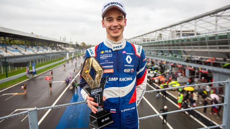 Сахалинский гонщик в Италии стал лидером в заезде Formula