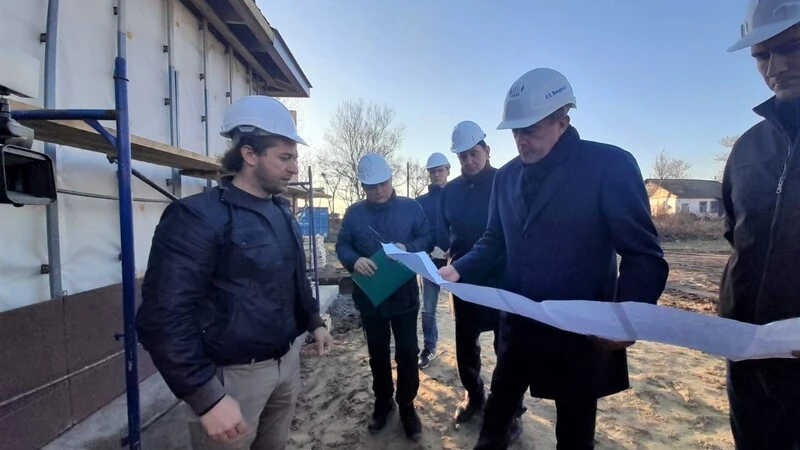 «Все на словах!»: губернатор раскритиковал подрядчика за ремонт инфекционного отделения в Корсакове