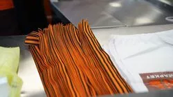 В Сахалинской области начали распространять георгиевские ленточки