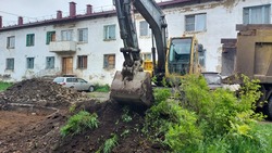 Капитальный ремонт дворов стартовал в Углегорском районе