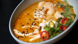 Суп сырный с креветками: рецепт вкусного блюда