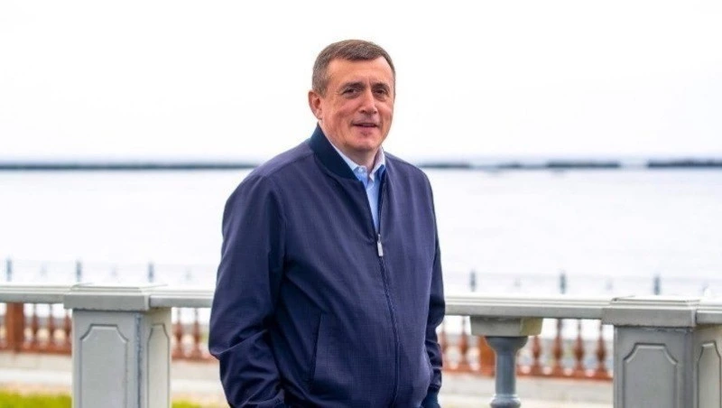 Губернатор Сахалинской области поздравил строителей с профессиональным праздником