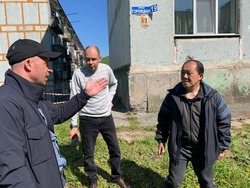 Жители дома в Быкове, где рухнула подпорная стена, отказываются переезжать