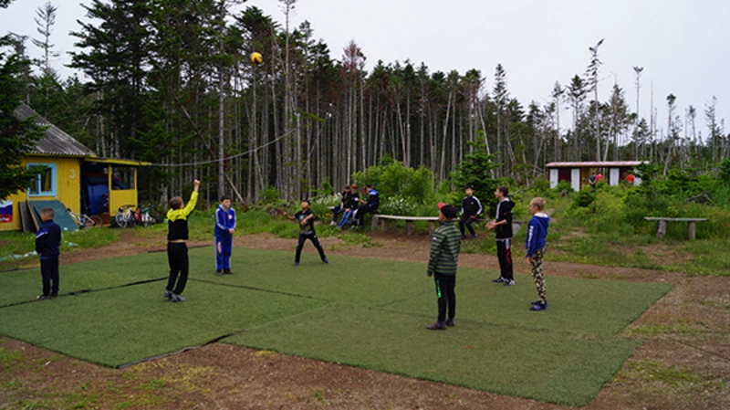 Палаточный лагерь открылся на озере Большое Вавайское