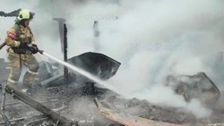 Дачный дом загорелся в Южно-Сахалинске 10 июня