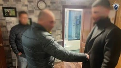 Избивал руками и ногами: житель Южно-Сахалинска жестоко расправился с собственной женой 