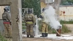 Пожар на Охинском машиностроительном заводе потушили рабочие до прибытия МЧС