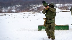Военные на Сахалине обстреляли условного врага из противотанковых ракетных комплексов