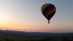 Воздушный шар впервые с момента спасения подняли в небо Сахалина
