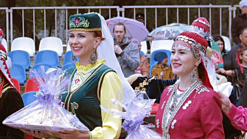 Моросящий дождь не помешал проведению Сабантуя в Южно-Сахалинске