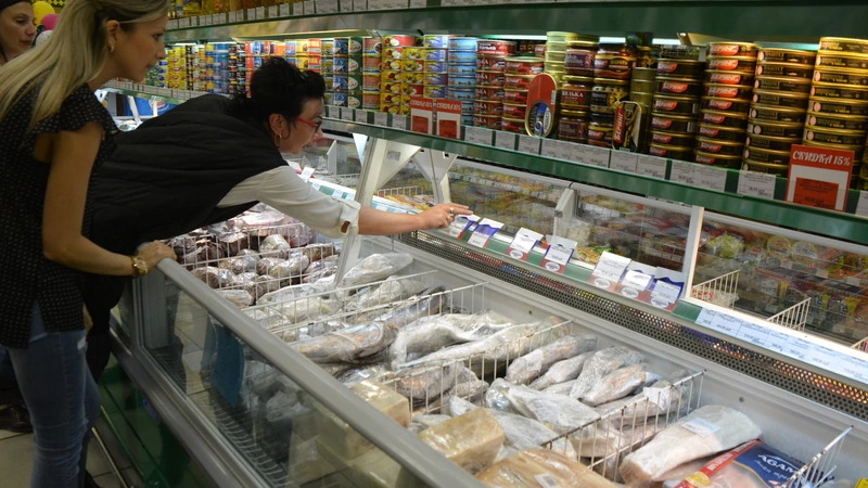 Свежую камбалу продают на севере Сахалина