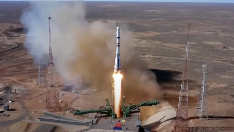 Актриса Пересильд и режиссер Шипенко вылетели в космос на съемки фильма