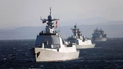 Японские военные проследили за совместным проходом китайских и российских кораблей вблизи Хоккайдо