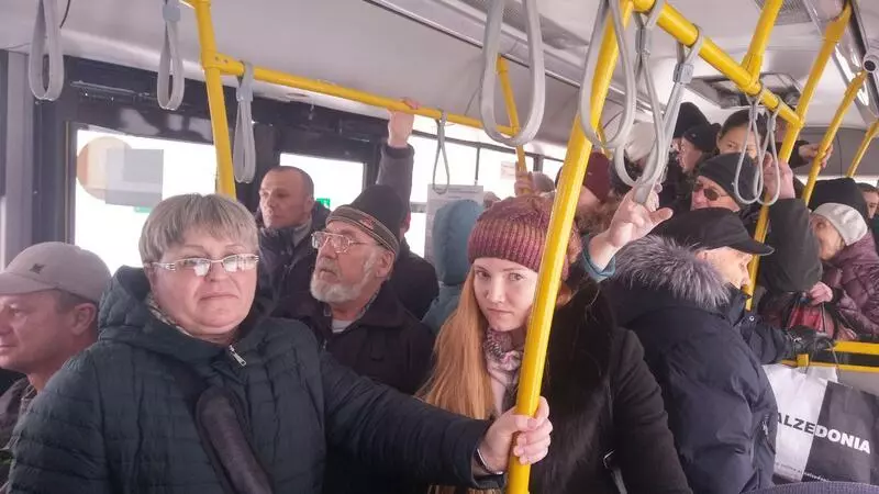 Курильчане перед полетом в циклон поставили свечку в храме и запаслись коньяком