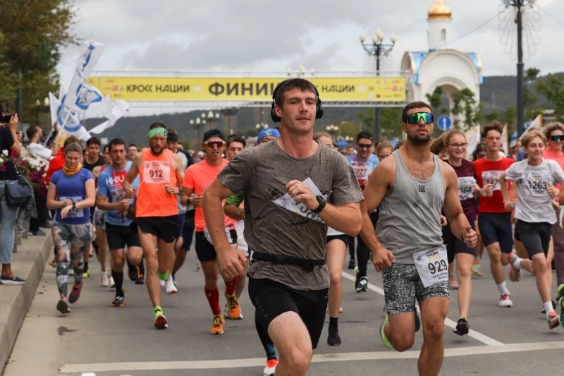 Бежит весь Сахалин