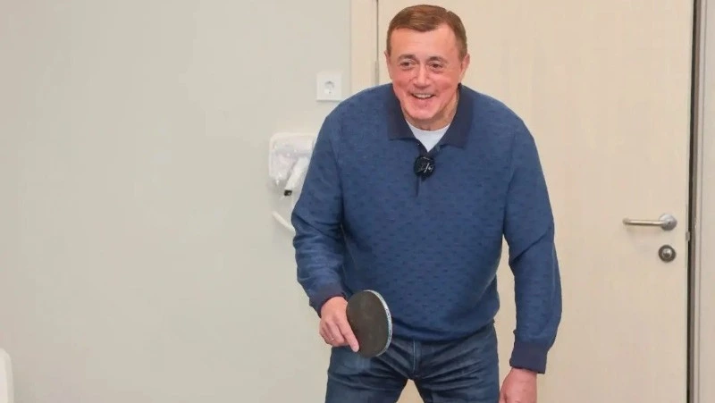 Губернатор Валерий Лимаренко обсудил со студентами будущее кампуса СахалинТех