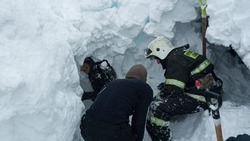 «Едва не потерял сознание»: на Сахалине спасли попавшего под лавину человека