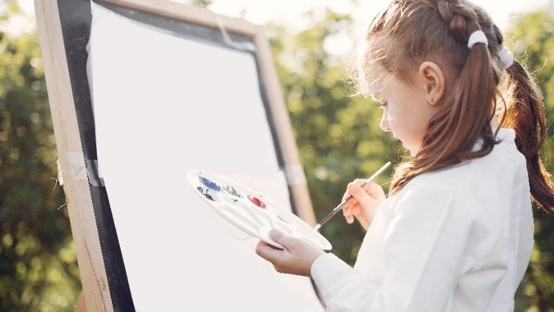 Юных сахалинцев пригласили к участию в конкурсе рисунков «Адмирал Федор Ушаков моими глазами»