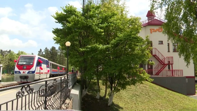 Сахалинской детской железной дороге исполнилось семьдесят лет. Место в истории 21.06.24