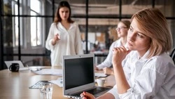 Более половины жителей ДФО думают о смене работы в первой половине 2026 года