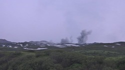 Выброс пепла зафиксировали на вулкане Эбеко в Северо-Курильске 