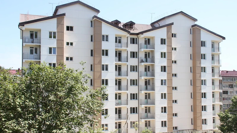 На Кунашире мэрия города планирует купить квартиру для ребенка-сироты за 4,4 миллиона