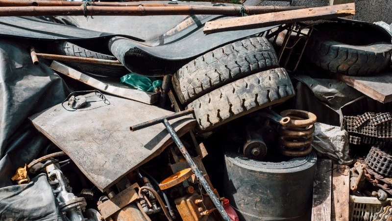 С начала 2025 года убрали уже 15 незаконных свалок в Южно-Сахалинске 