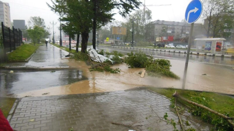 На Сахалин движется мощный тайфун из Китая