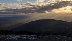 В погоне за первым снегом: автопутешествие на гору Красную в Южно-Сахалинске