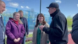 Губернатор предложил организовать конкурс цветов в Анивском районе