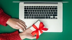 Курсы, подарки и ДМС: как работодатели из Южно-Сахалинска заботятся о сотрудниках