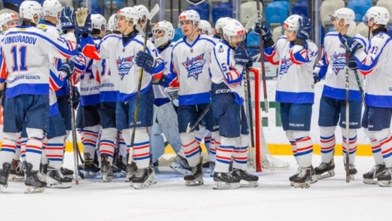  «Сахалинские Акулы» разгромили соперника в Туле