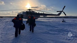 МЧС направил 18 спасателей на место крушения вертолета на Сахалине