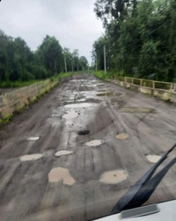 «Не хочется выходить в грязь»: об ужасных дорогах рассказали жители сел на Сахалине