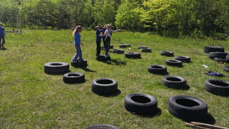 Стадион с шинами и досками в селе Чапаево изменят до неузнаваемости