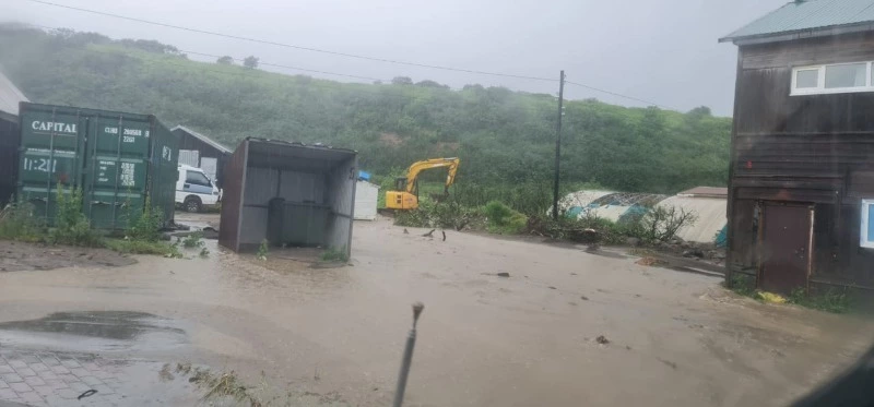 Мэр Северо-Курильска поблагодарил профессионалов за борьбу с ЧС