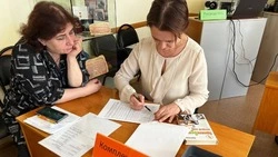 Библиотекарей Долинска обучили бережливым технологиям в Южно-Сахалинске