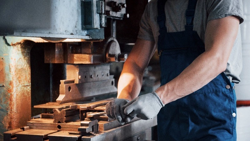 Более половины россиян готовы поехать на работу вахтой — опрос