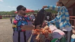 Пухляш из Little Big купил краба на Сахалине