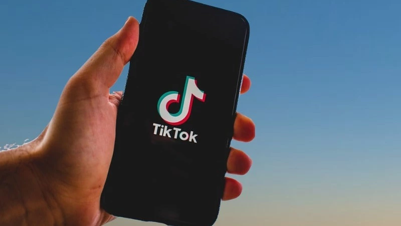 Приложение TikTok вновь доступно для российских пользователей в App Store