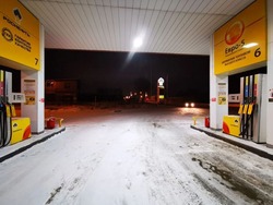 «Я не это к Новому году загадывал»: цены на бензин выросли в канун праздника на Сахалине
