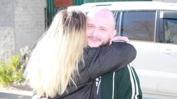 Добровольцев-участников СВО проводили в Холмске 11 ноября