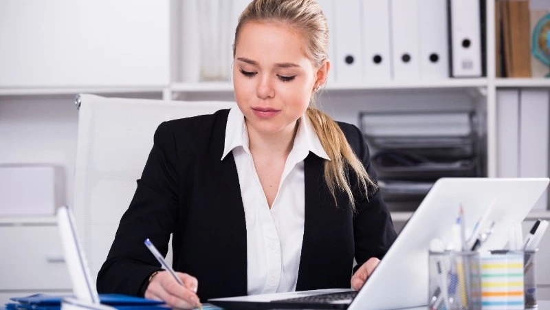 Банки начали повышать ставки по вкладам перед новым заседанием ЦБ