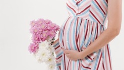 Депутаты расширили льготу для беременных студенток Сахалина